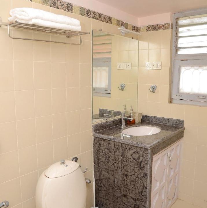 Photo of Bathroom in Vainguinim