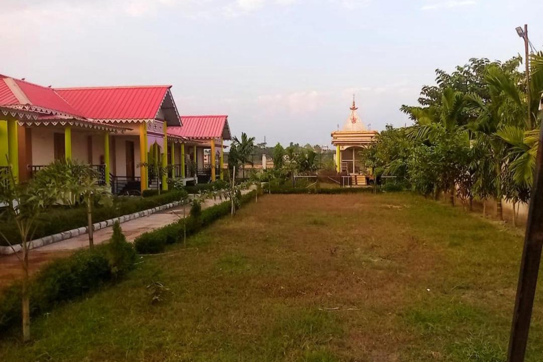 Photo of Others in Lataguri