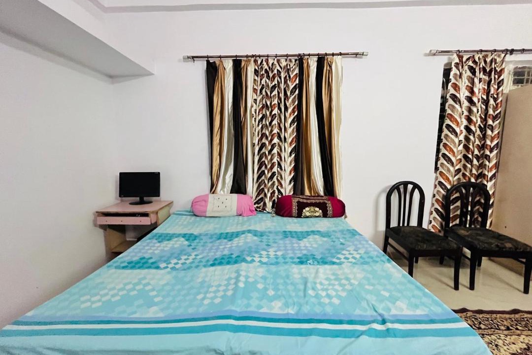 Photo of Bedroom in Naini