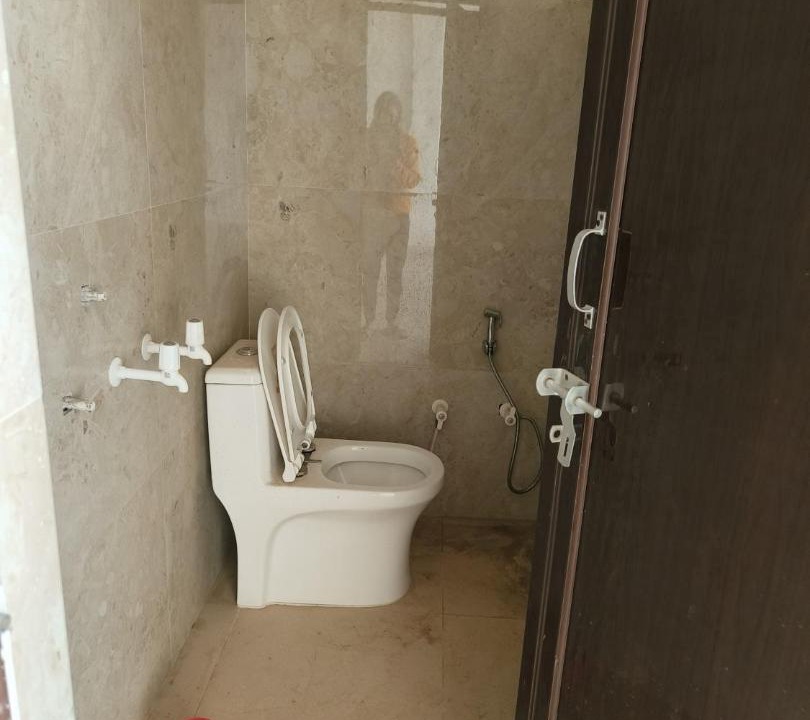 Photo of Bathroom in Jhusi