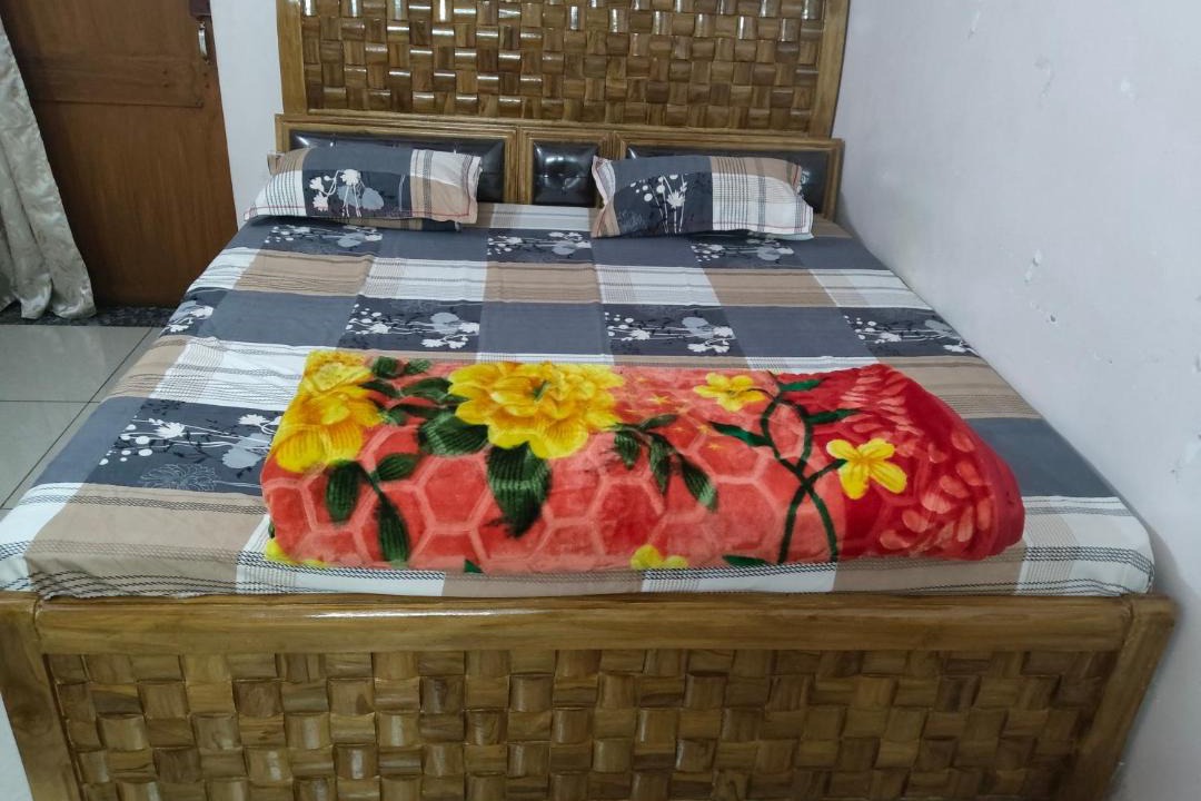 Photo of Bedroom in Phulpur