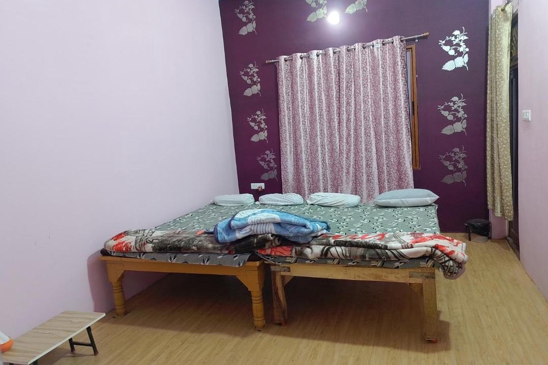 Photo of Bedroom in Naini