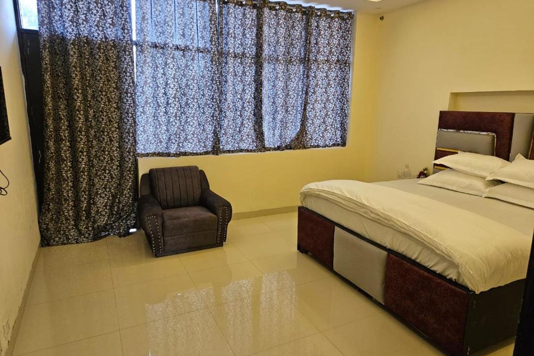 Photo of Bedroom in Greater Noida