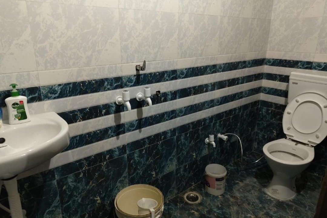 Photo of Bathroom in Jhusi