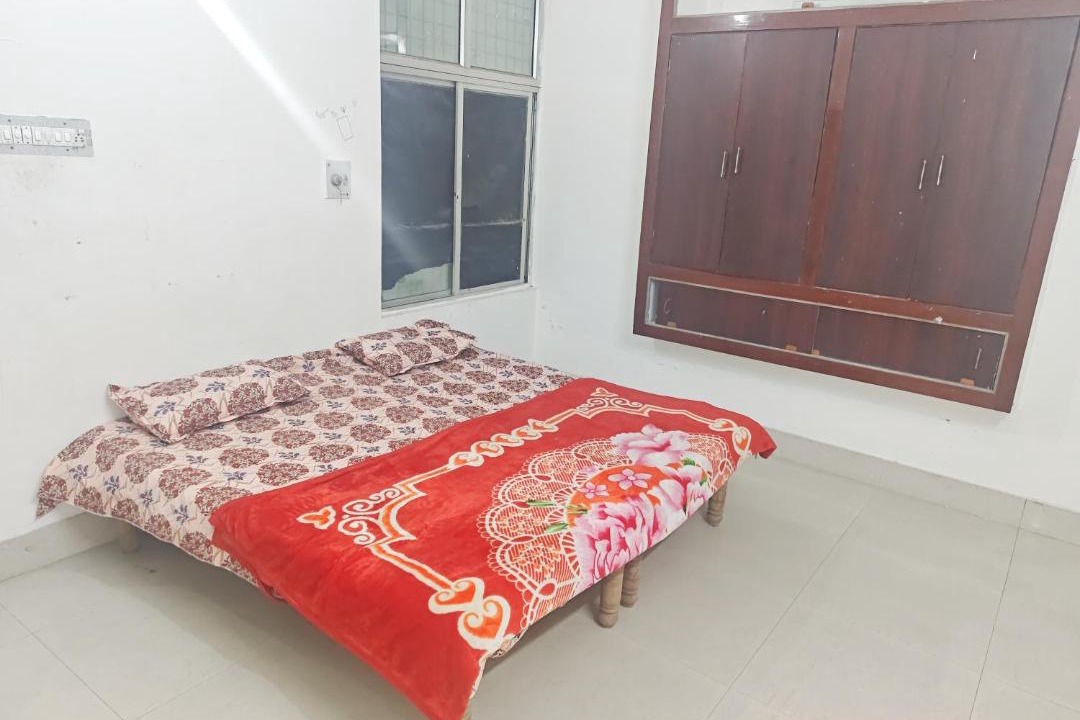 Photo of Bedroom in Naini