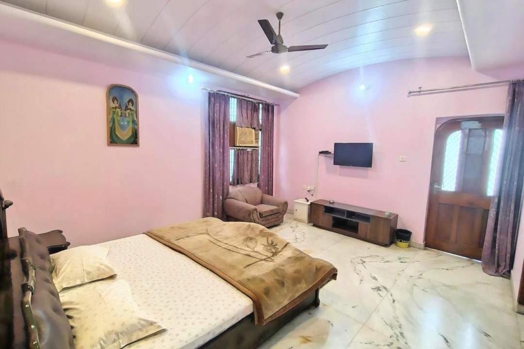 Photo of Bedroom in Varanasi