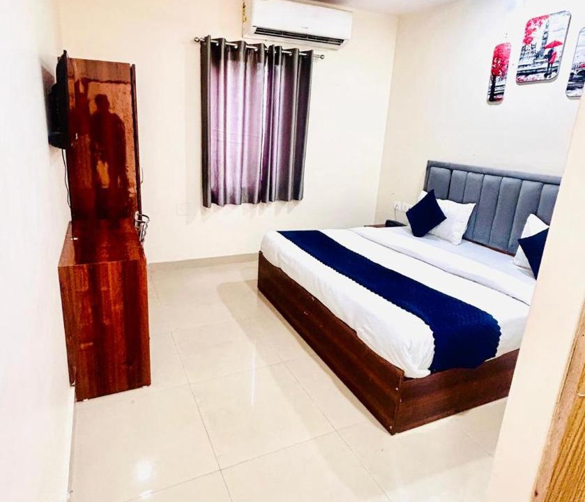 Photo of Bedroom in Sector 70