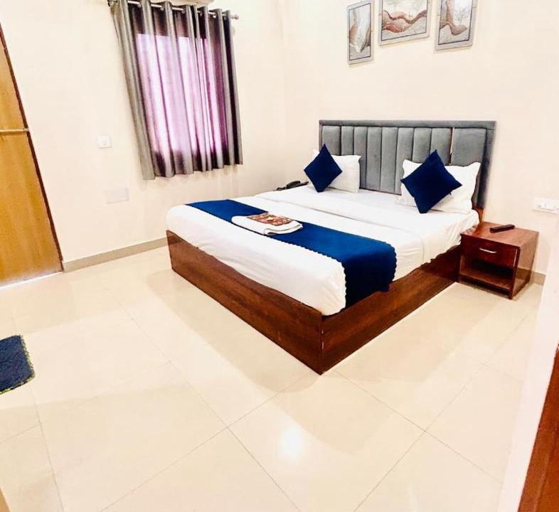 Photo of Bedroom in Sector 70