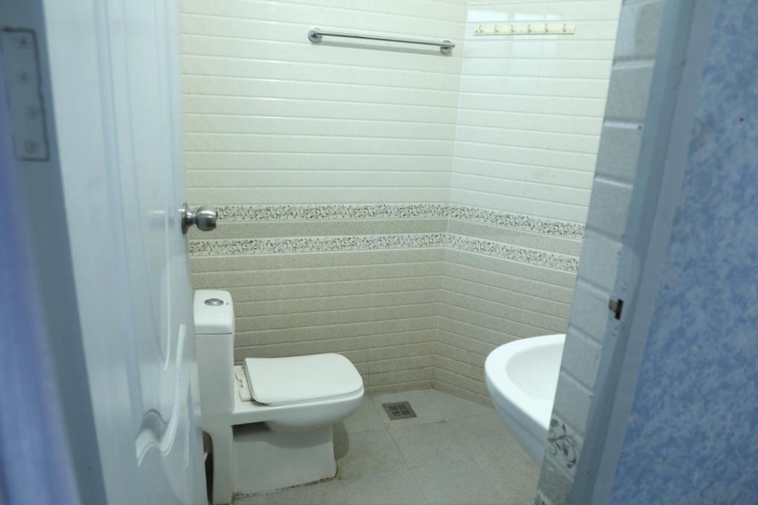 Photo of Bathroom in Kanyakumari