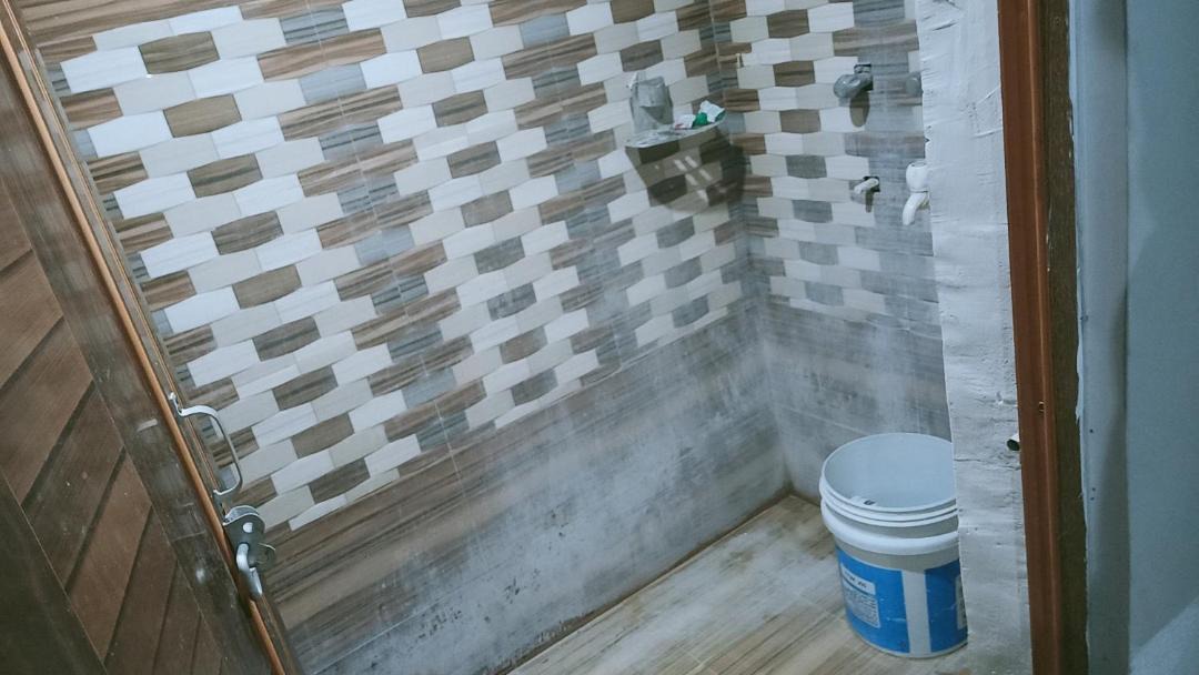 Photo of Bathroom in Jhusi