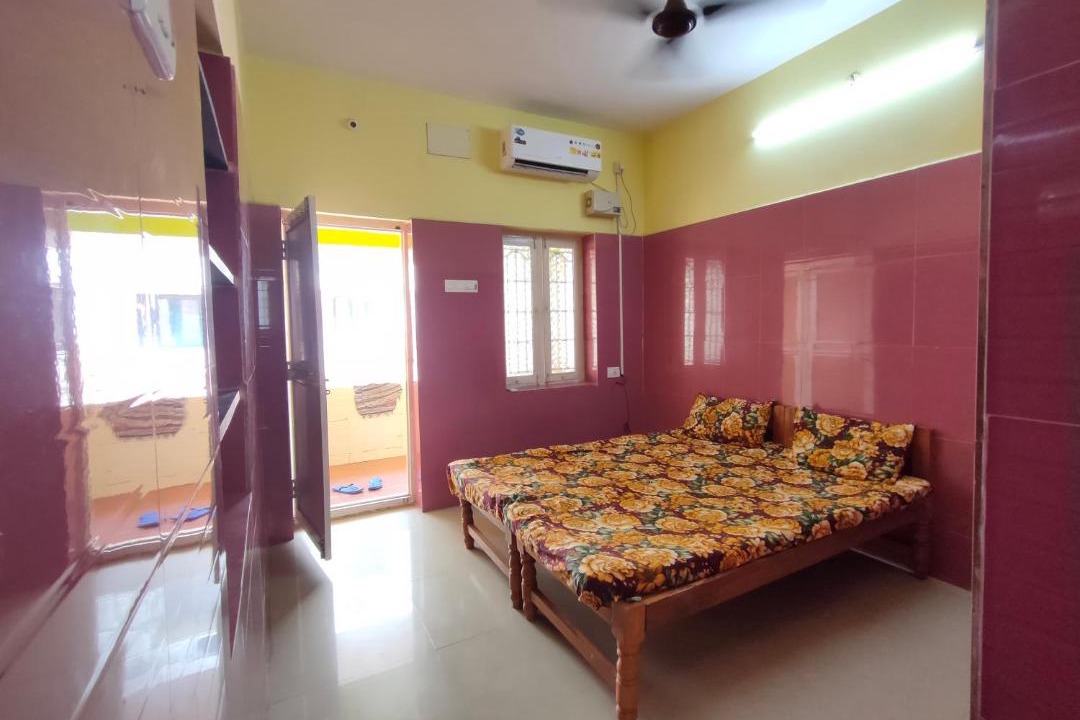 Photo of Bedroom in Velankanni