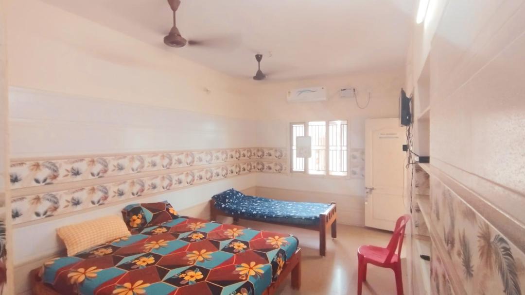 Photo of Bedroom in Velankanni