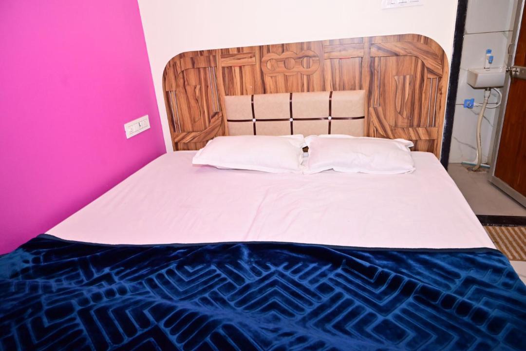 Photo of Bedroom in Shri Madhopur