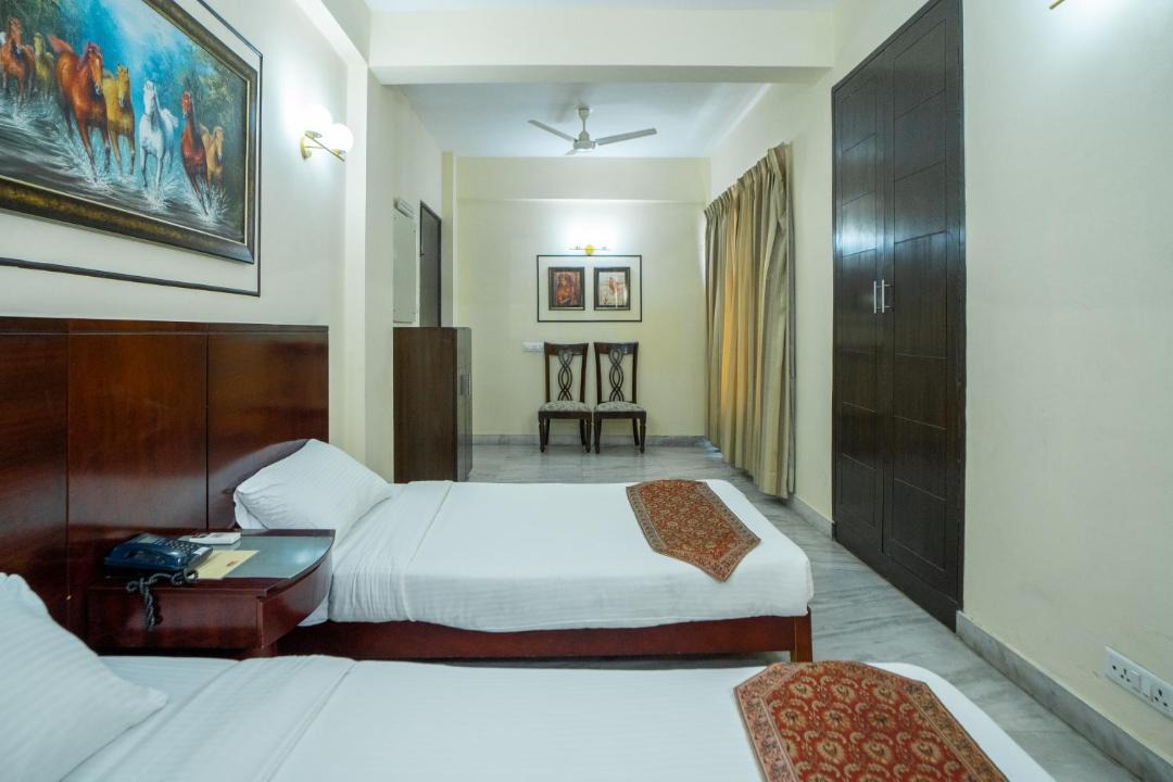 Photo of Bedroom in DLF Phase 3