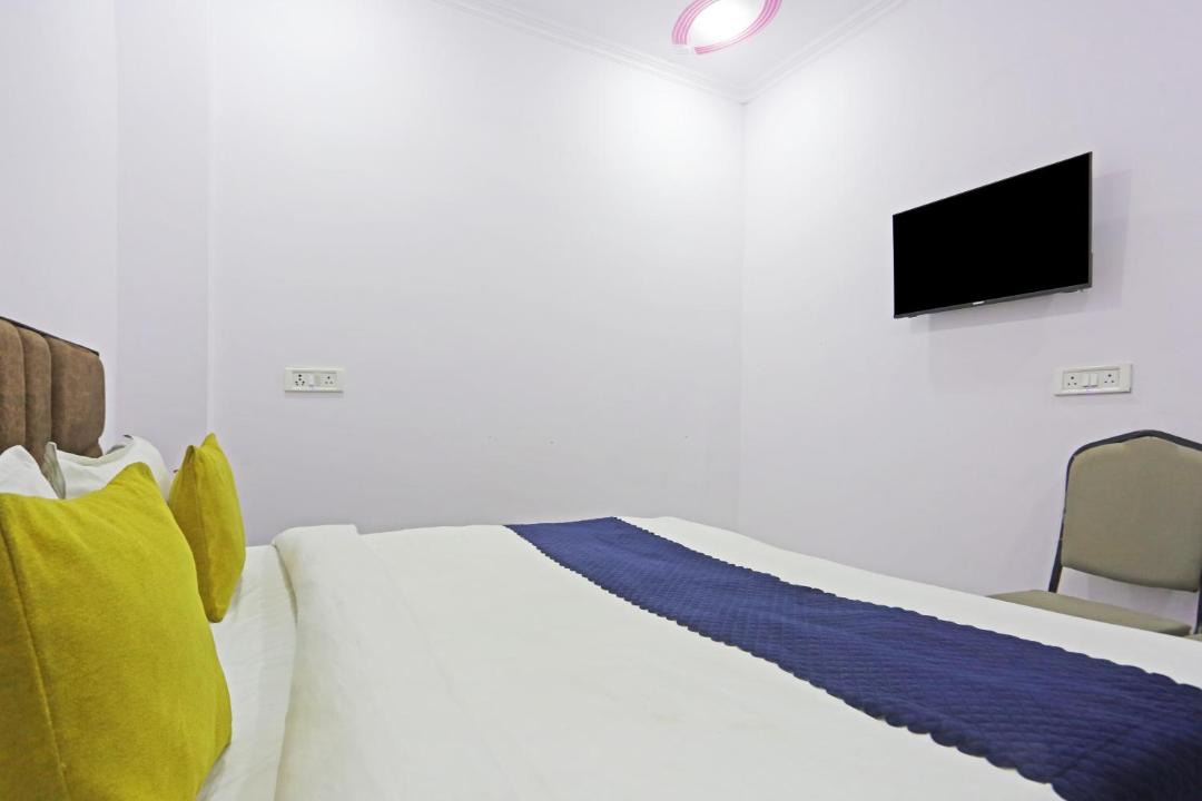 Photo of Bedroom in Pashim Vihar