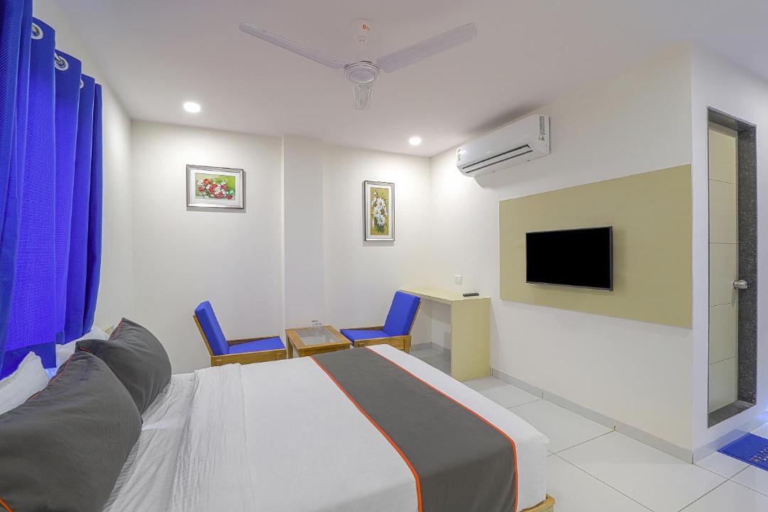 Photo of Bedroom in Navrangpura