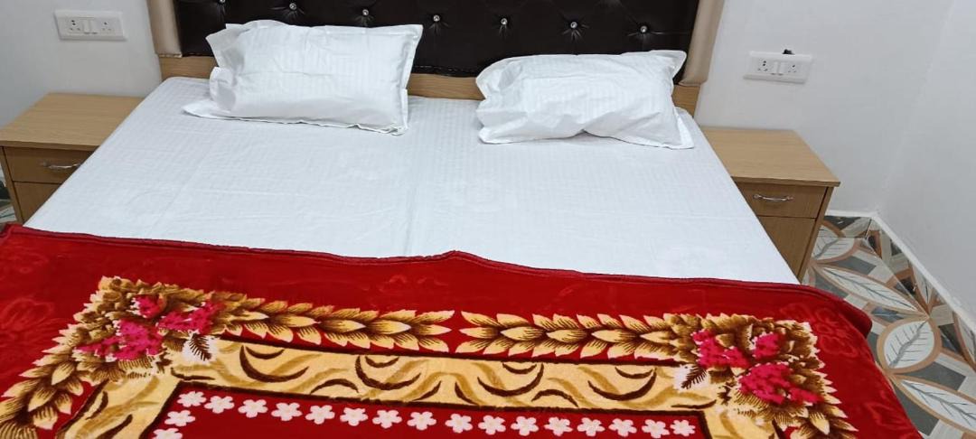Photo of Bedroom in Phulpur