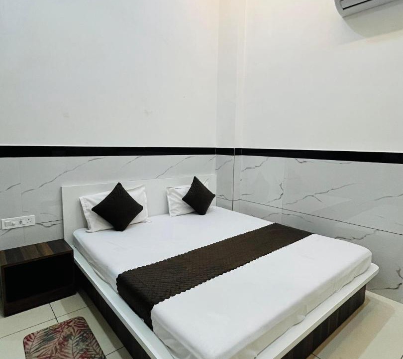 Photo of Bedroom in Khatu