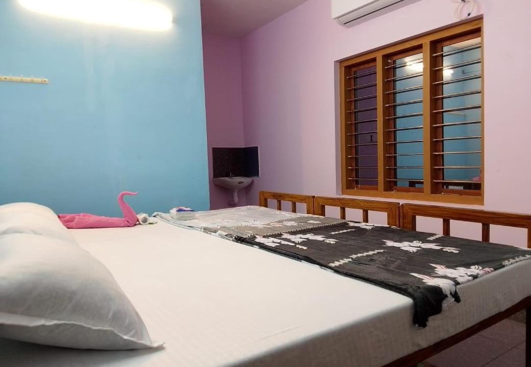 Photo of Bedroom in Alappuzha