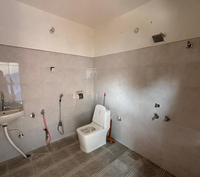 Photo of Bathroom in Jhusi