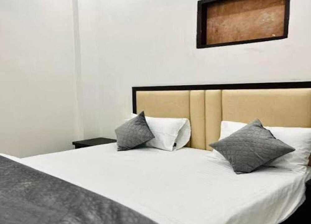 Photo of Bedroom in Mahmoorganj