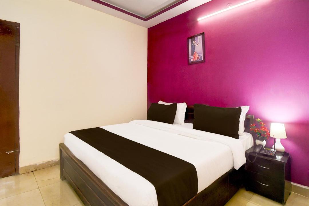 Photo of Bedroom in Tonk Road