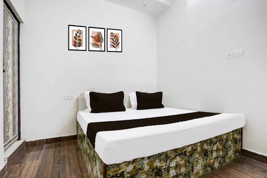 Photo of Bedroom in Allahabad