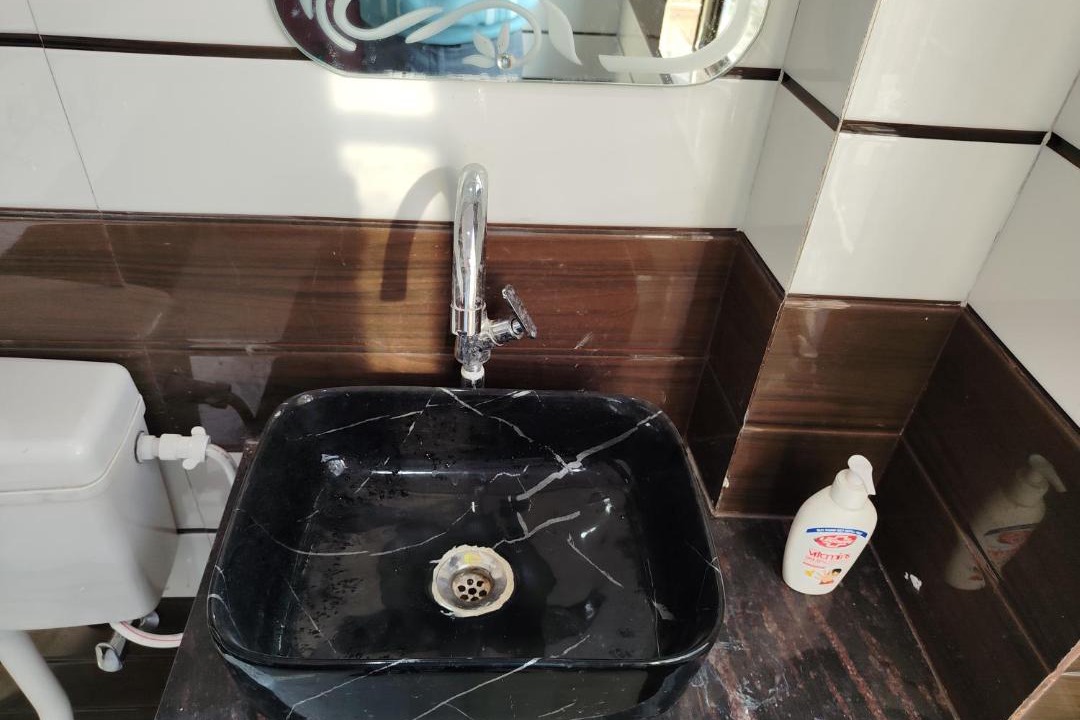 Photo of Bathroom in Jhusi