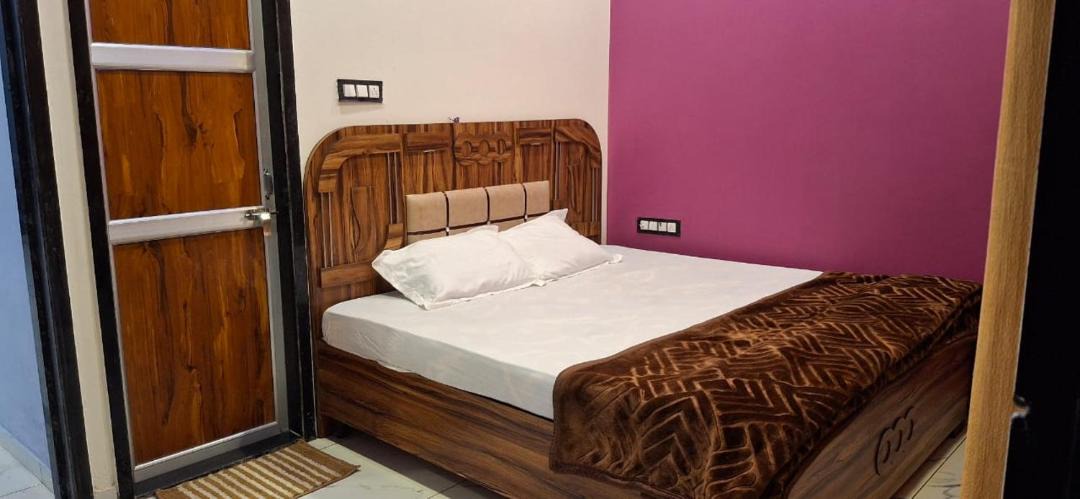 Photo of Bedroom in Shri Madhopur