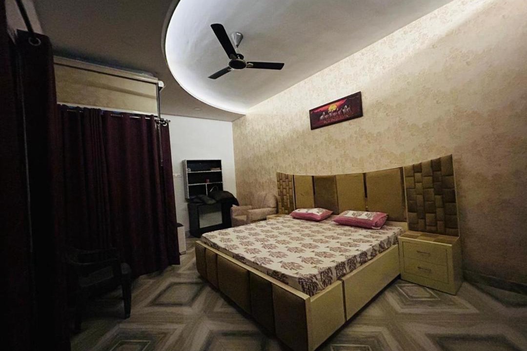 Photo of Bedroom in Allahabad