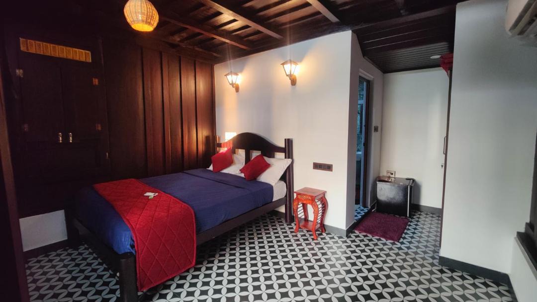 Photo of Bedroom in Alappuzha