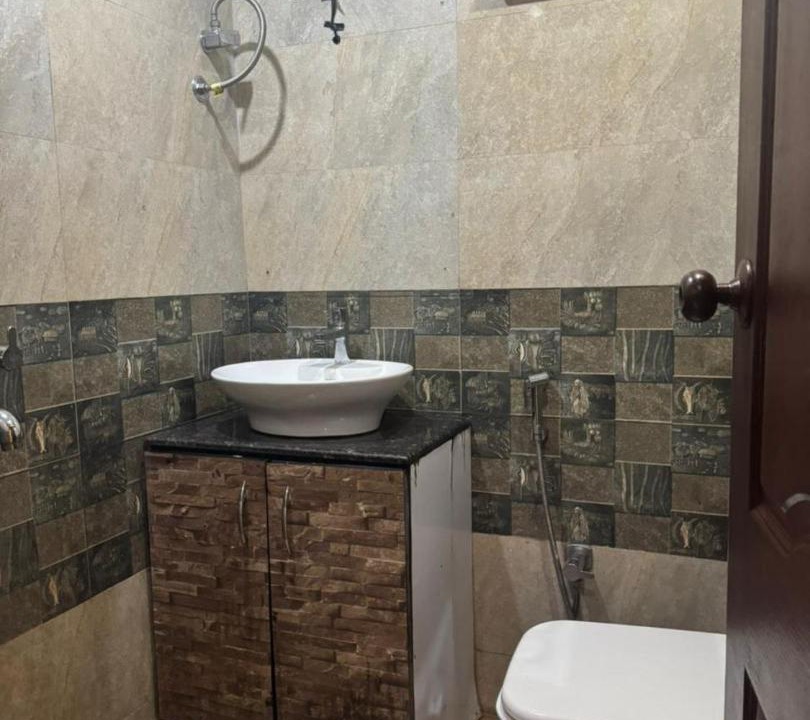 Photo of Bathroom in Gauravaddo
