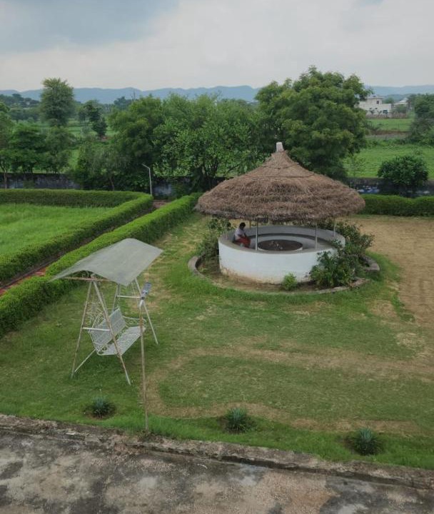 Photo of Others in Talab