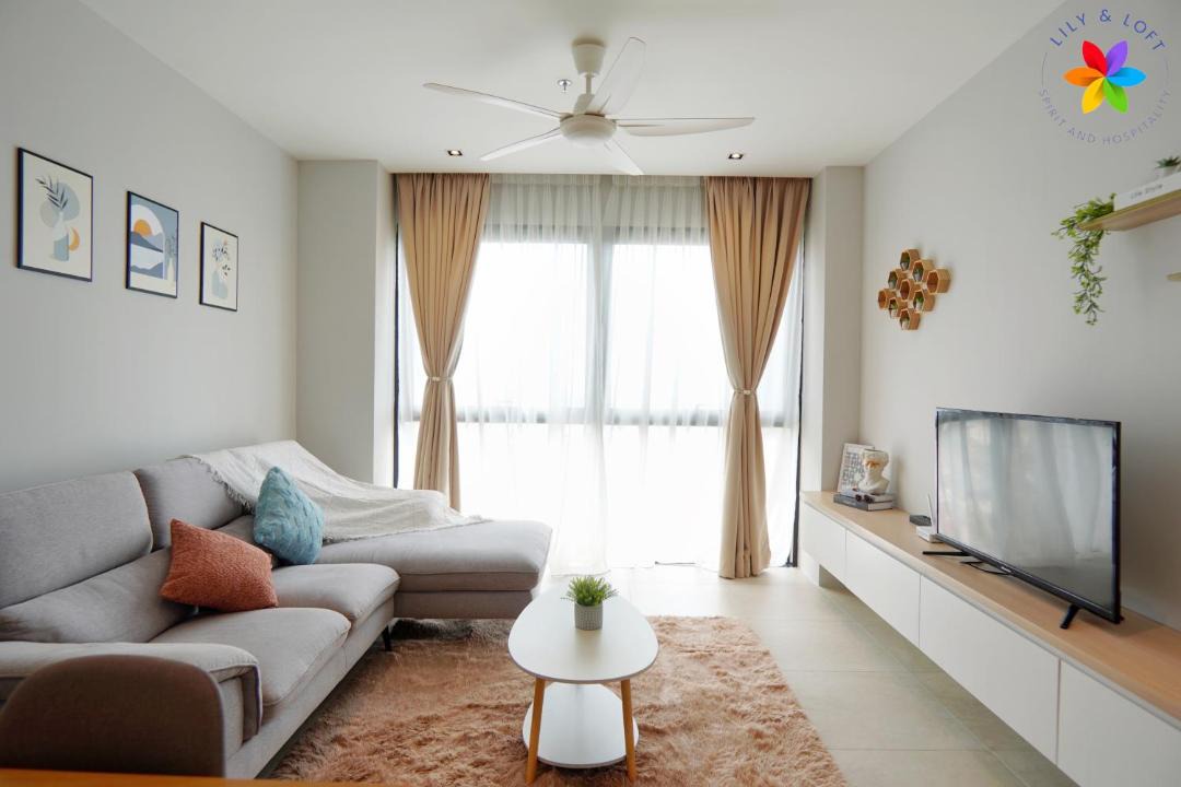 Photo of Livingroom in Tropicana