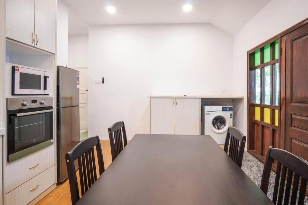 Photo of Kitchen in Seputeh