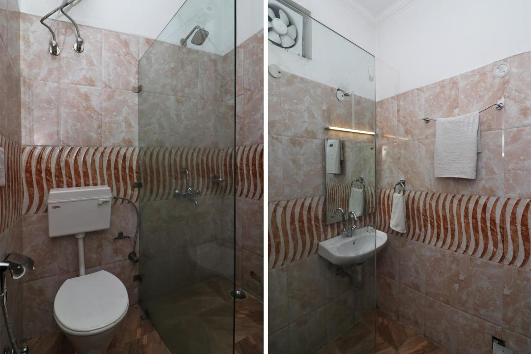 Photo of Bathroom in Paharganj