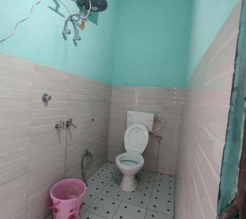 Photo of Bathroom in Ukhimath