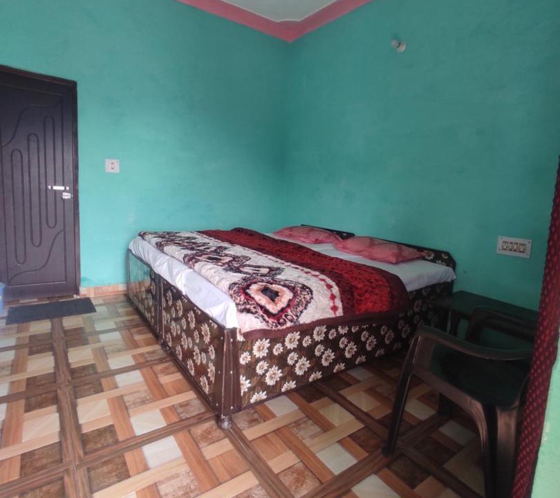 Photo of Bedroom in Ukhimath