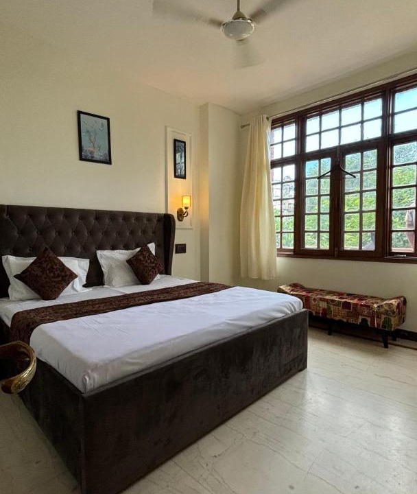 Photo of Bedroom in DLF Phase 3