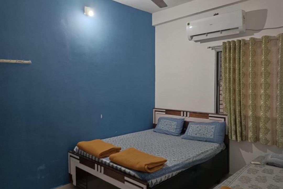 Photo of Bedroom in Rajpipla