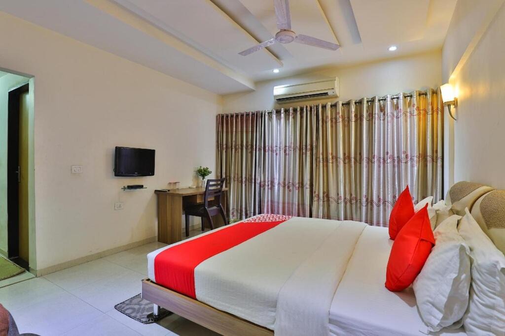 Photo of Bedroom in Bharuch