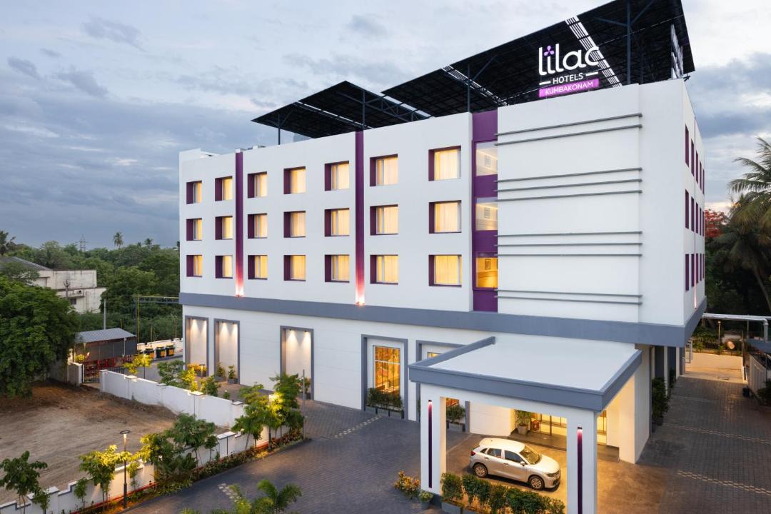 Photo of Buildings in Kumbakonam