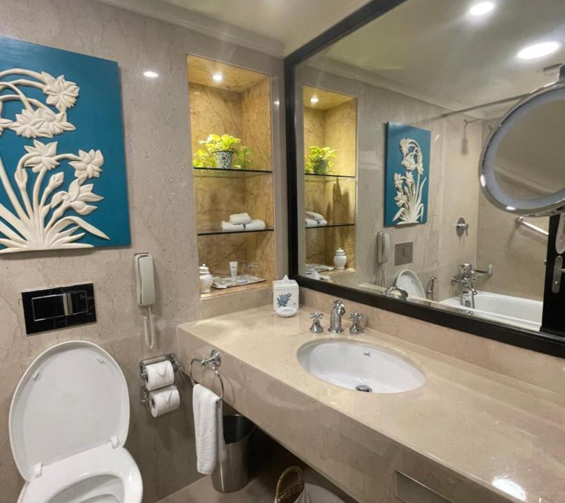 Photo of Bathroom in Chanakyapuri