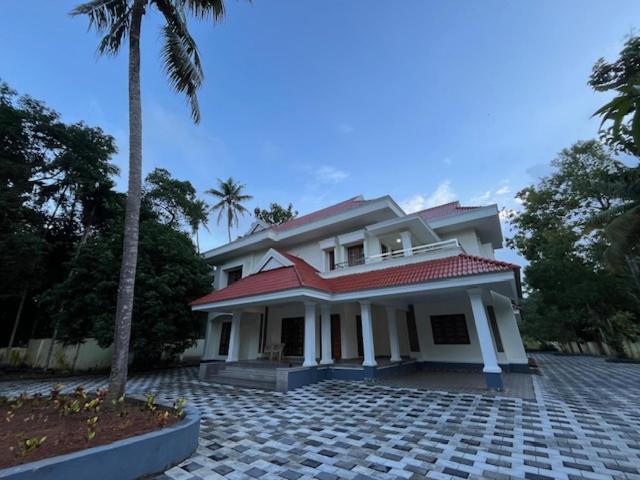 Photo of Others in Thanneermukkom