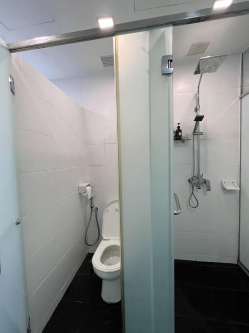 Photo of Bathroom in The Strand