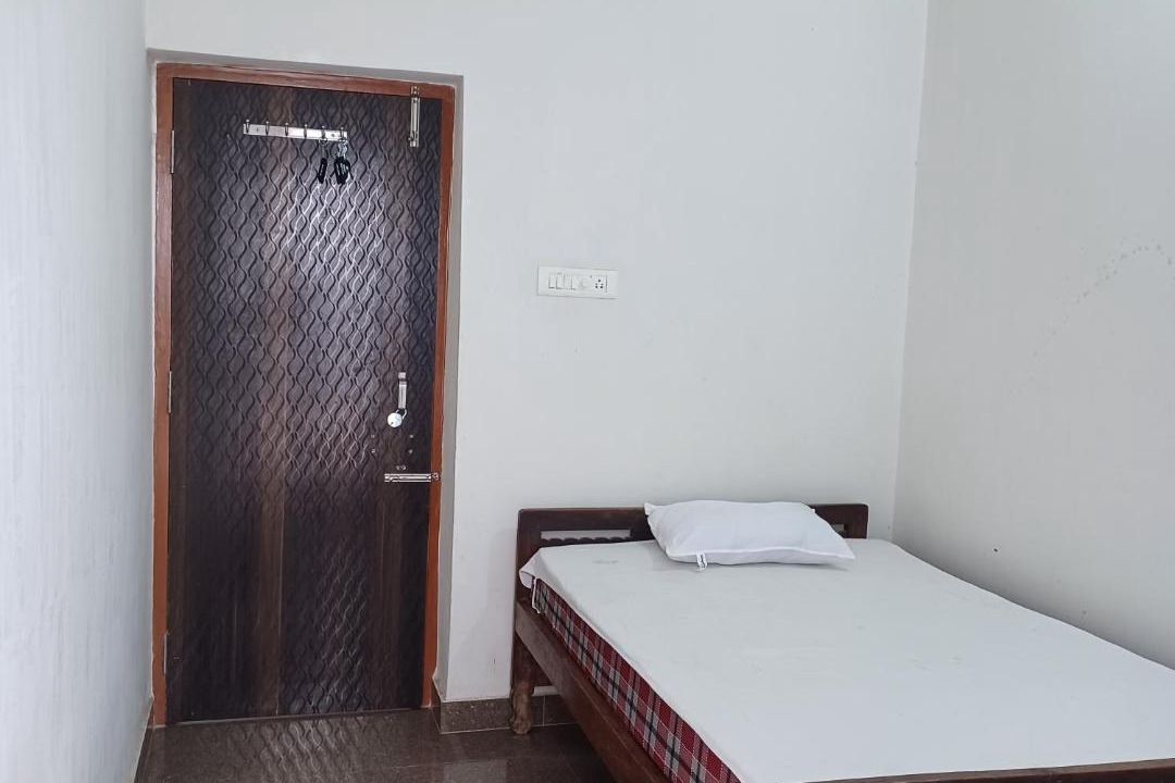 Photo of Bedroom in Bodh Gaya
