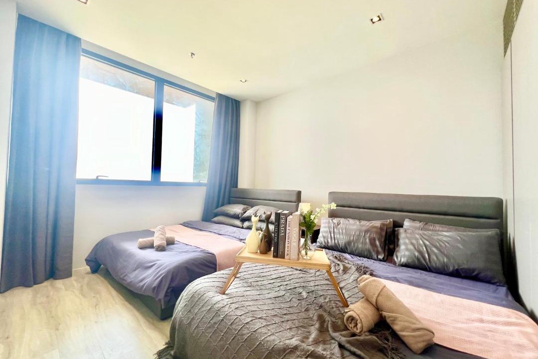 Photo of Bedroom in Tropicana