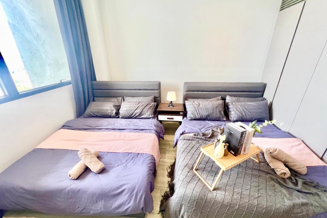 Photo of Bedroom in Tropicana