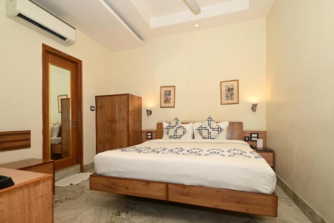Photo of Bedroom in Tonk Road