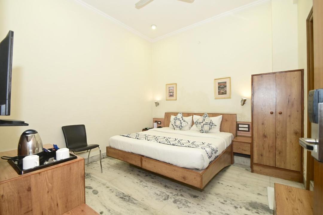Photo of Bedroom in Tonk Road